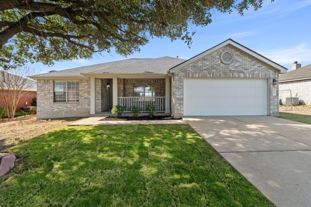 902 Terra St, Round Rock, TX 78665 Main Photo