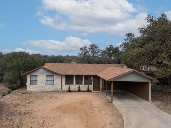 1109 County Road 132A, Kingsland, TX 78639