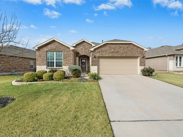 704 Archer LN, Georgetown, TX 78633