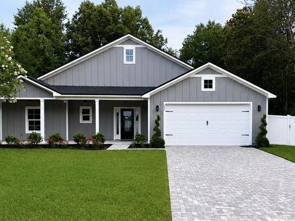 464 E SHUEY Avenue, Macclenny, FL 32063