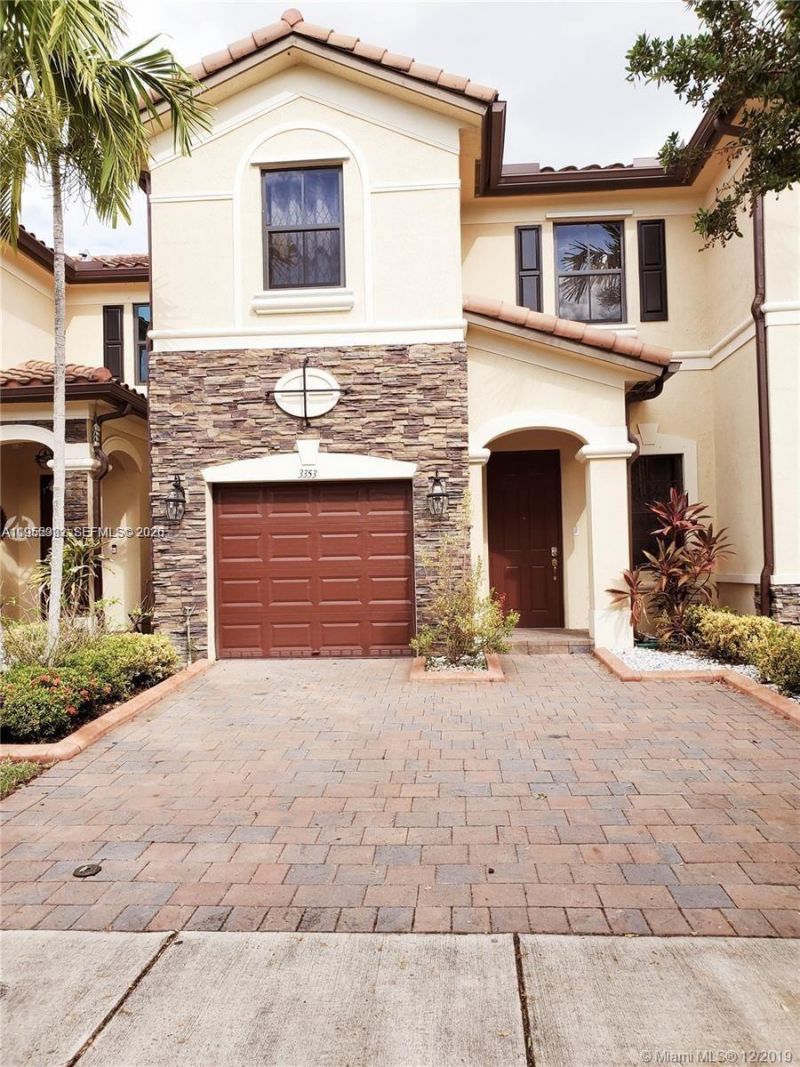 3353 W 91st Ter, Hialeah, FL 33018 Photo