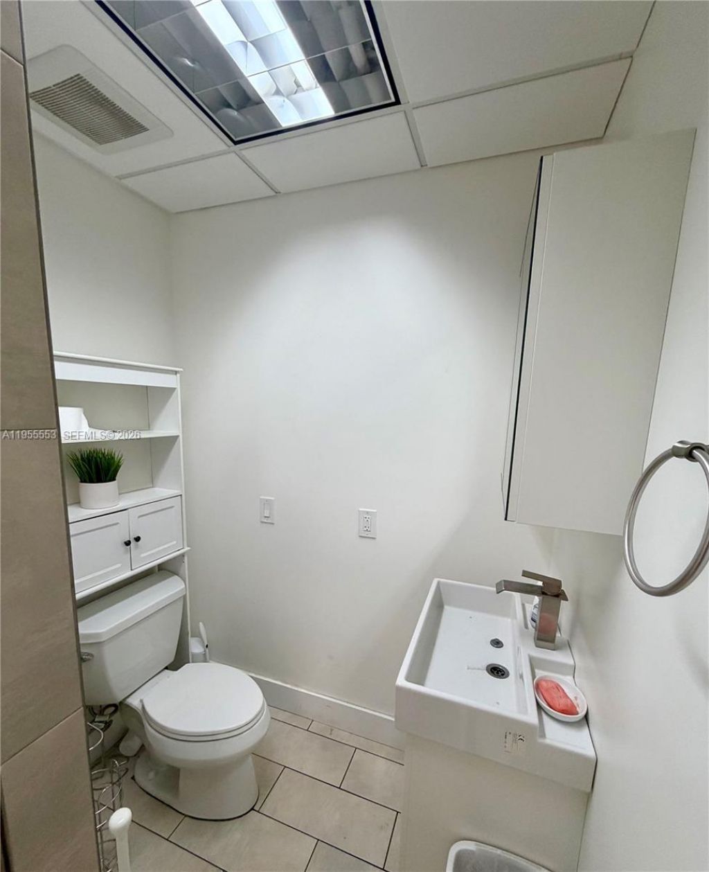 7500 NW 25th St, Unit 205, Miami, FL 33122 Photo