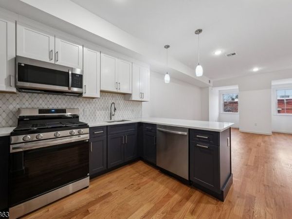 52 James St Unit 4, Unit 4, Newark, NJ 07102
