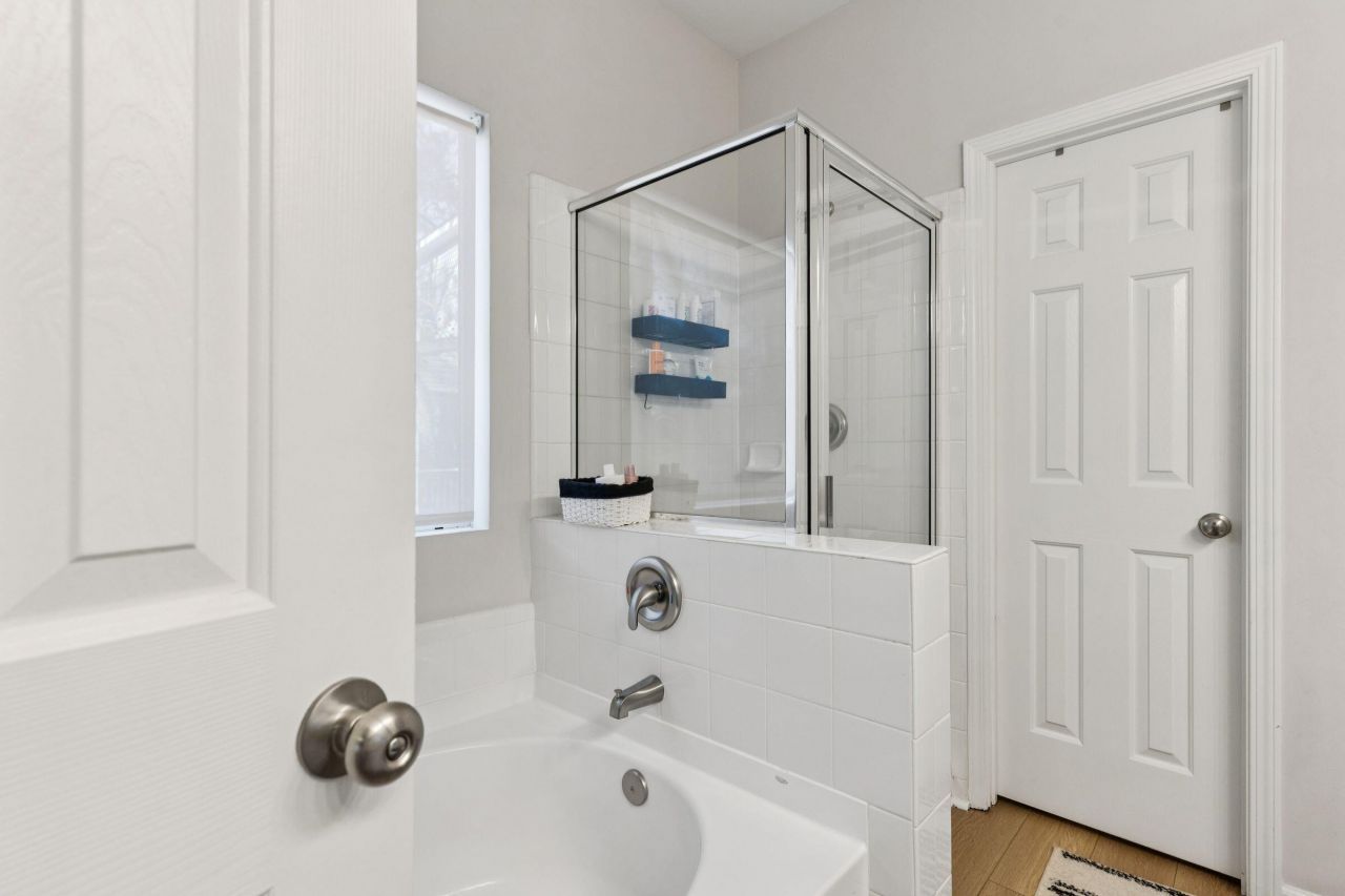 8657 Coppergrove Drive Photo 25