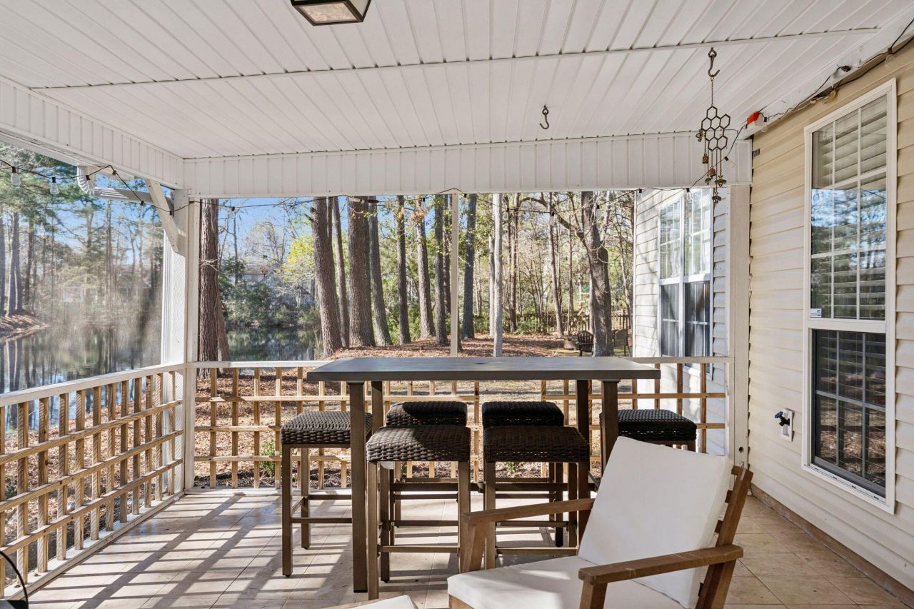 8657 Coppergrove Drive Photo 32