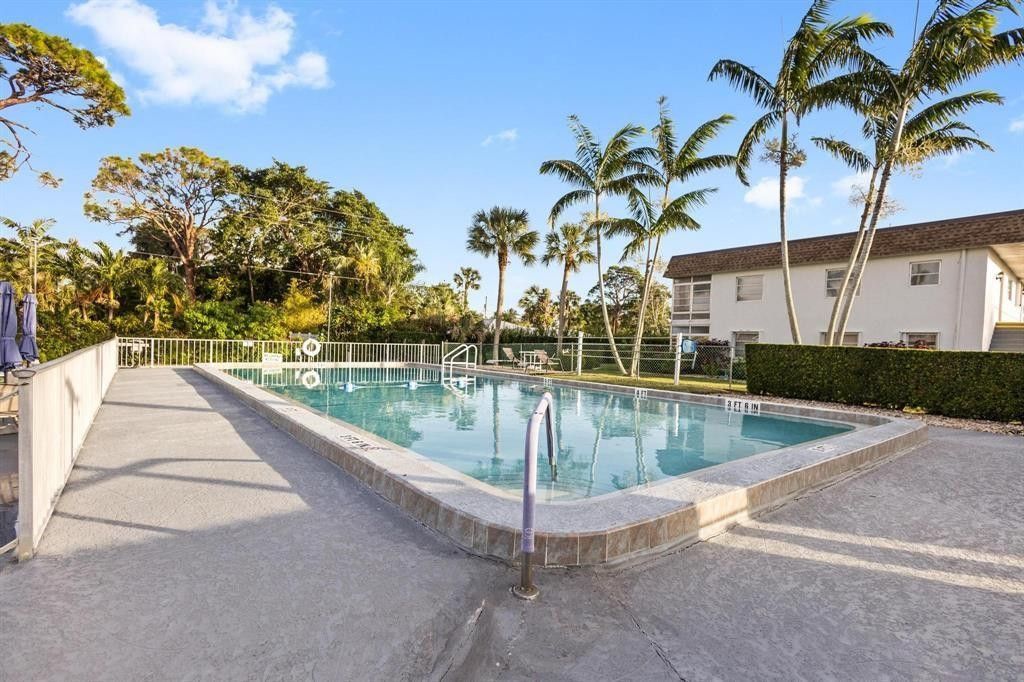 2950 SE Ocean Blvd, Unit 1-5, Stuart, FL 34996 Photo