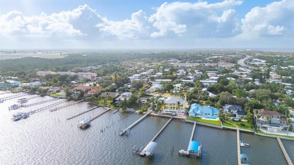 2950 SE Ocean Blvd, Unit 1-5, Stuart, FL 34996 Photo