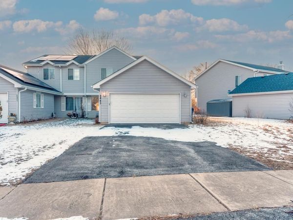 2843 Dorothy Drive, Aurora, IL 60504