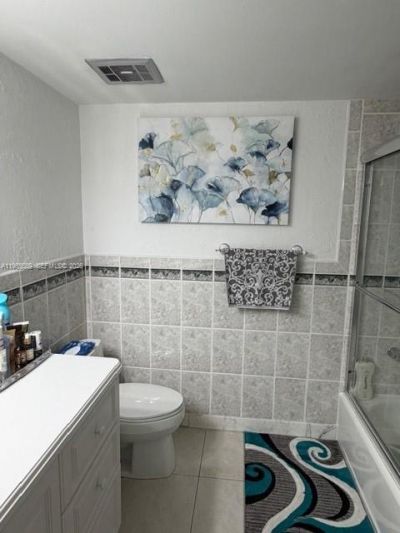 100 Golden Isles Dr, Unit 201, Hallandale Beach, FL 33009 Photo