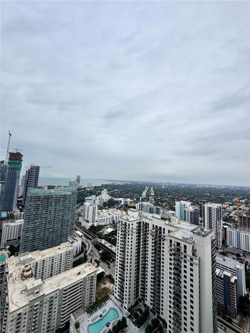 45 SW 9th St, Unit 4606, Miami, FL 33130 Photo