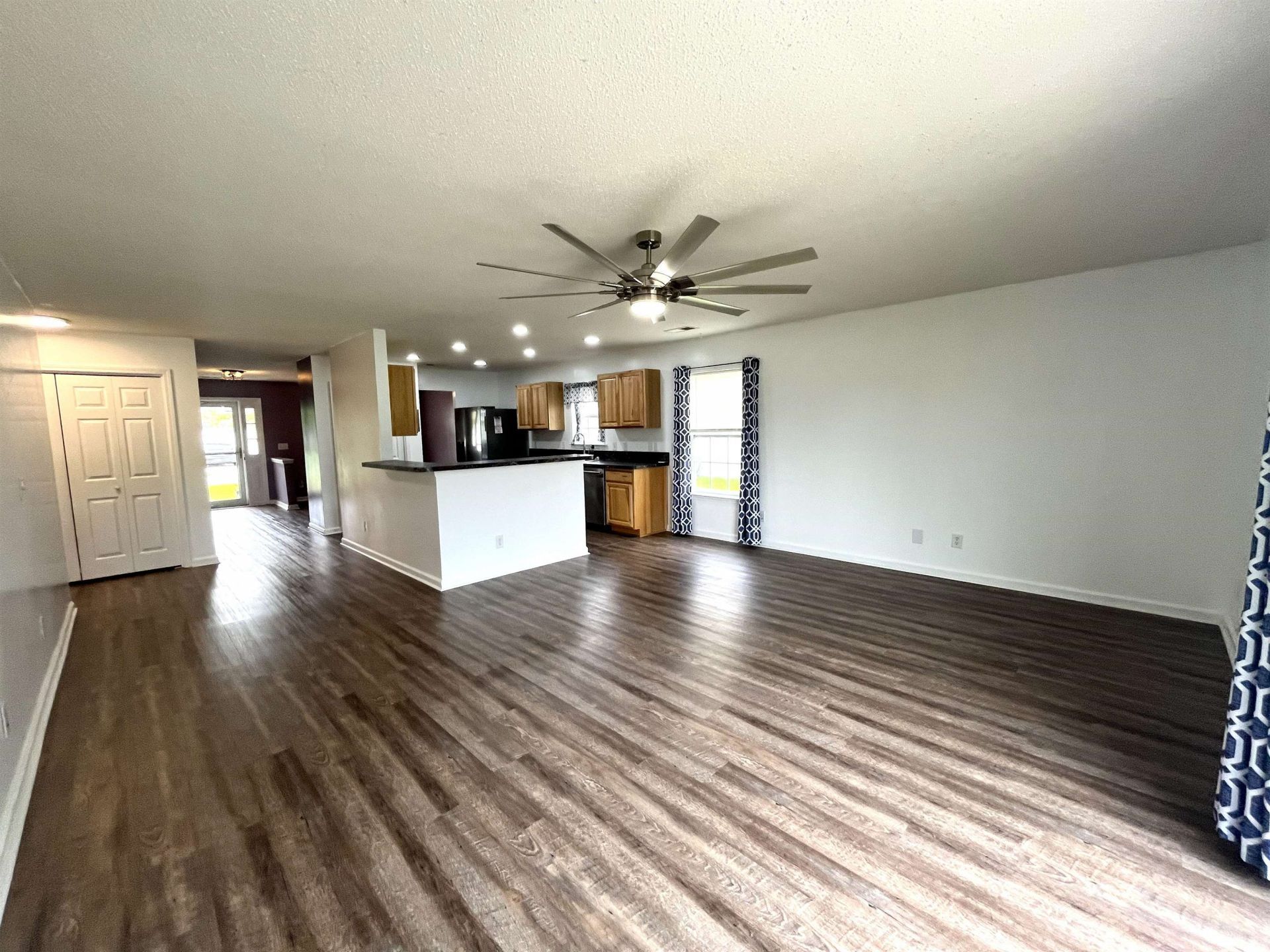 630 Glen Haven Dr. Photo 4