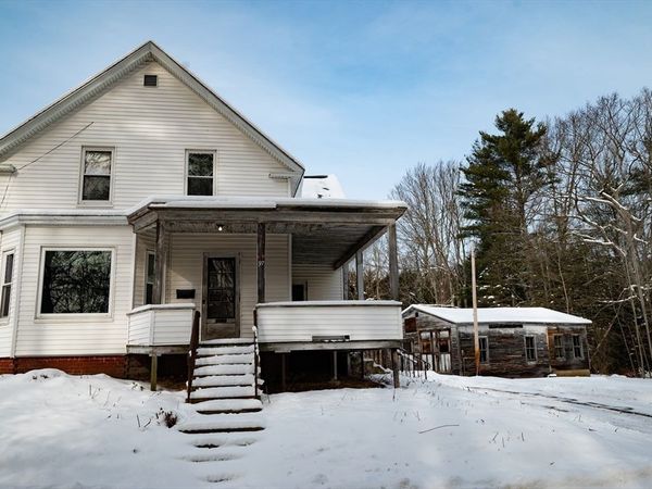 97 Pearl St, Winchendon, MA 01475