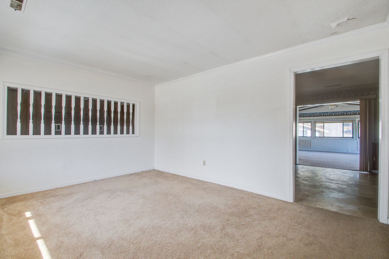 114 Froman Drive Photo 10