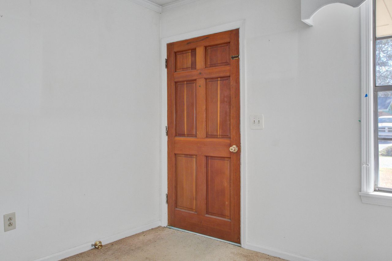 114 Froman Drive Photo 11