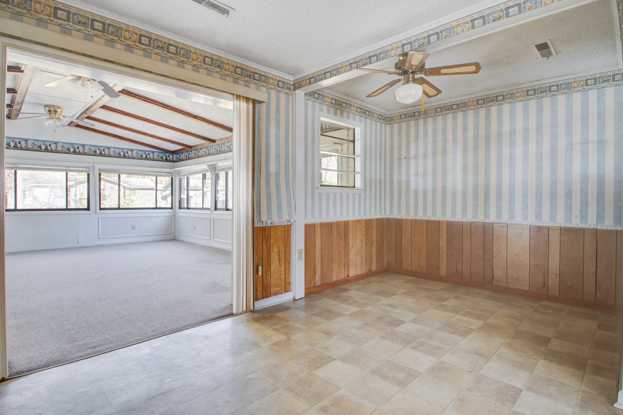 114 Froman Drive Photo 13