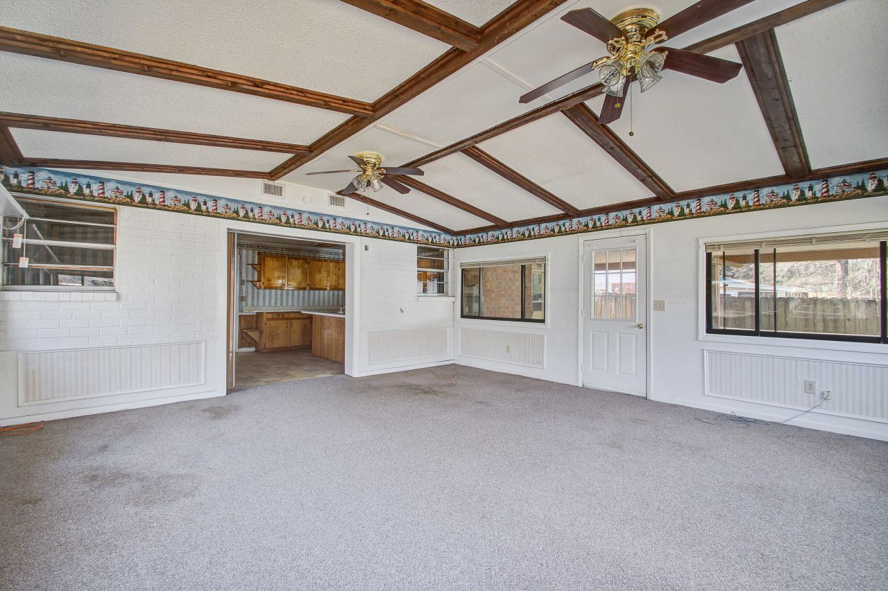 114 Froman Drive Photo 24