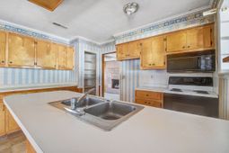 114 Froman Drive photo 4