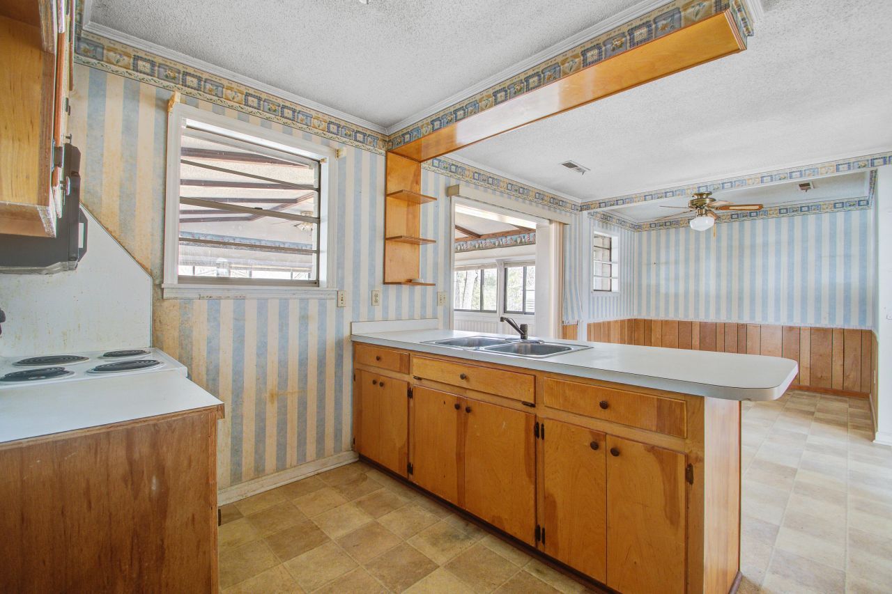 114 Froman Drive Photo 6