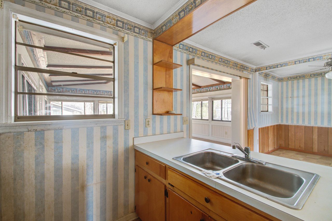 114 Froman Drive Photo 7