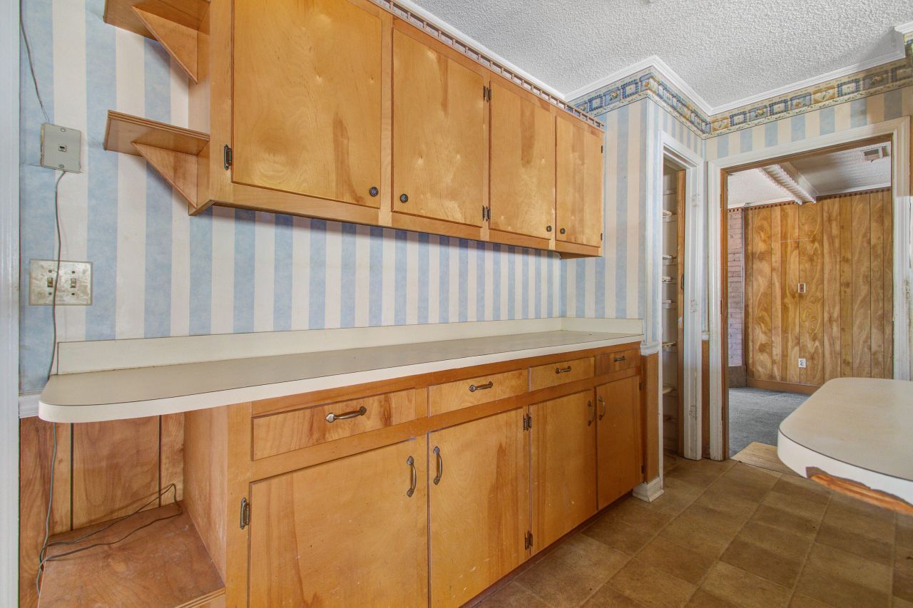 114 Froman Drive Photo 8