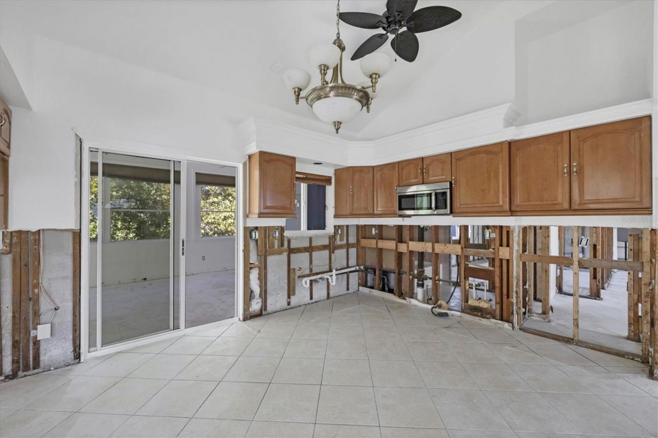 651 Jungle Queen Way, Longboat Key, FL 34228 Photo