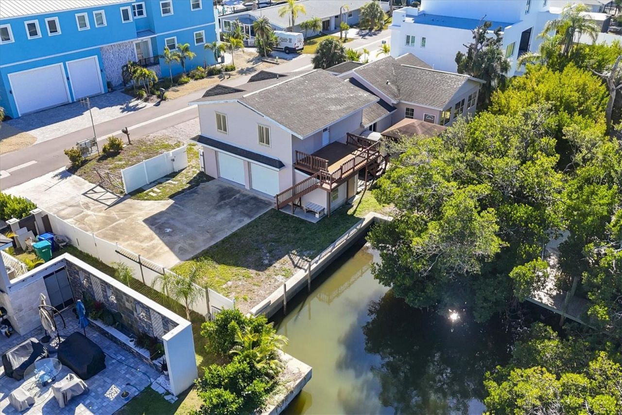 651 Jungle Queen Way, Longboat Key, FL 34228 Photo