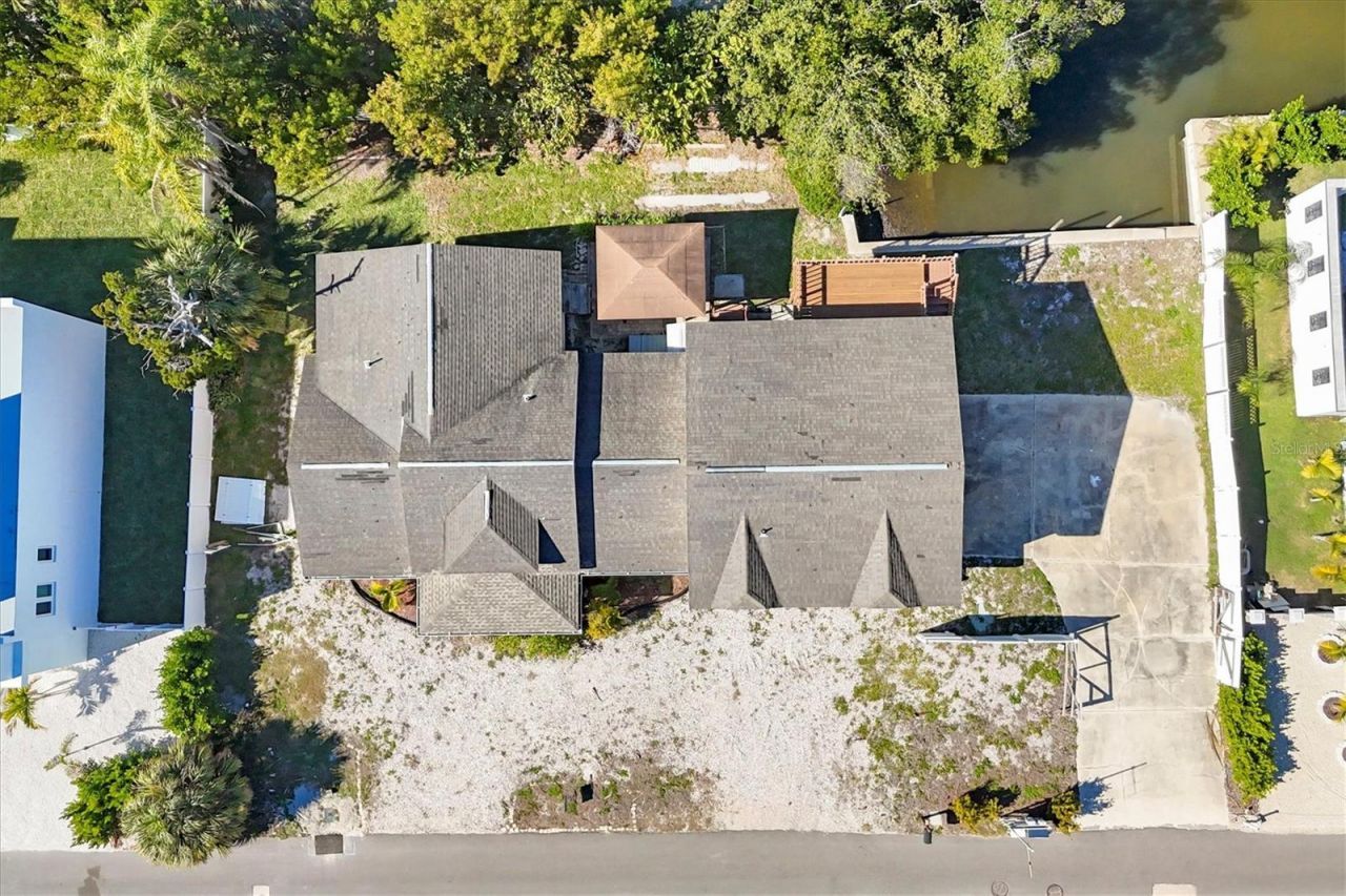 651 Jungle Queen Way, Longboat Key, FL 34228 Photo