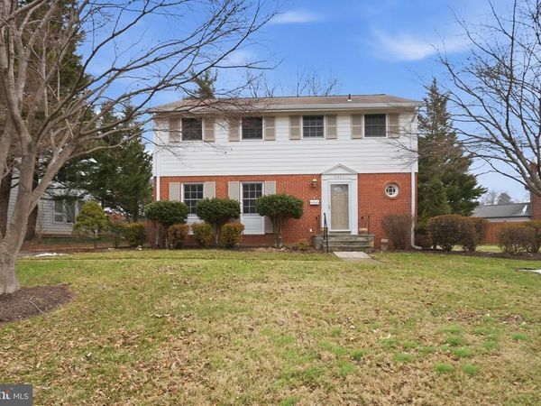 9901 FERNWOOD ROAD, BETHESDA, MD 20817