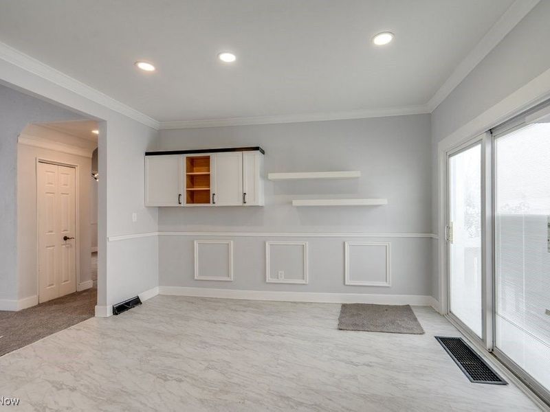 231 E Dresden Avenue, Akron, OH 44301 Photo 15