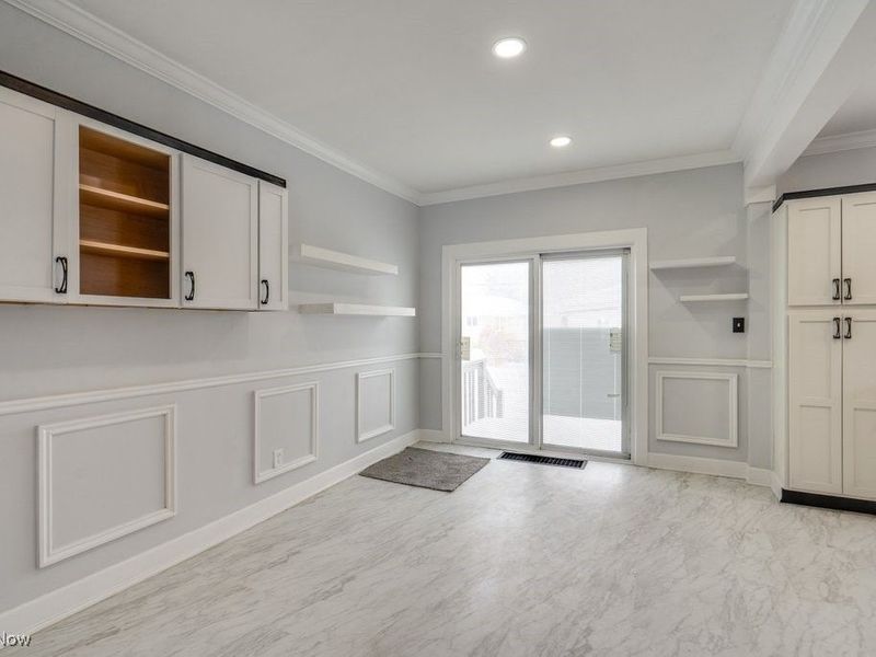 231 E Dresden Avenue, Akron, OH 44301 Photo 16