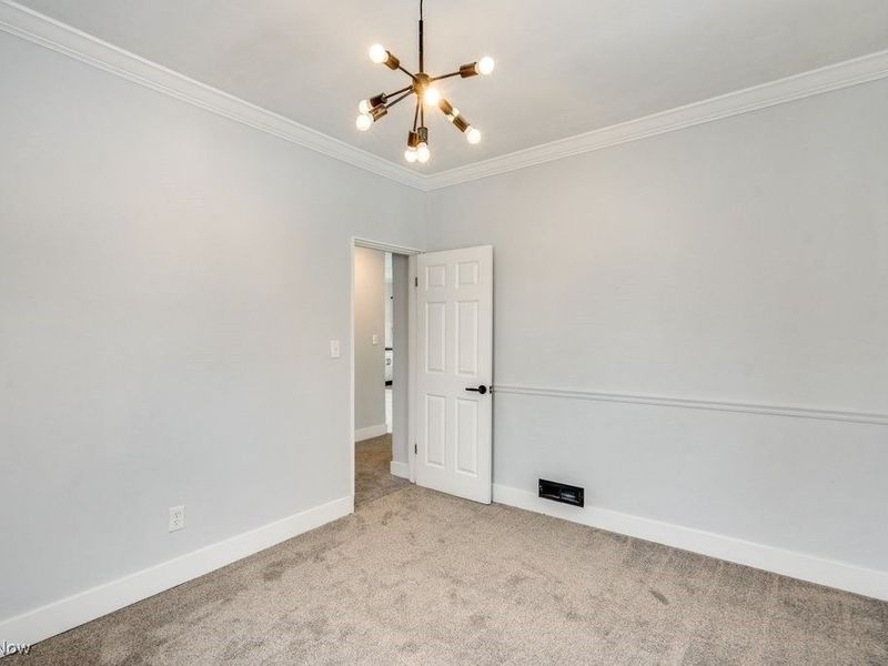 231 E Dresden Avenue, Akron, OH 44301 Photo 27