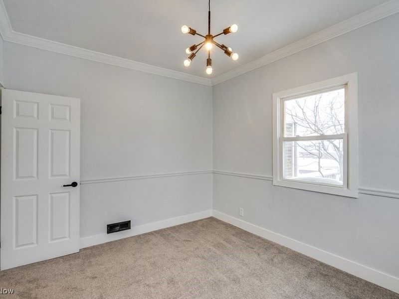 231 E Dresden Avenue, Akron, OH 44301 Photo 28