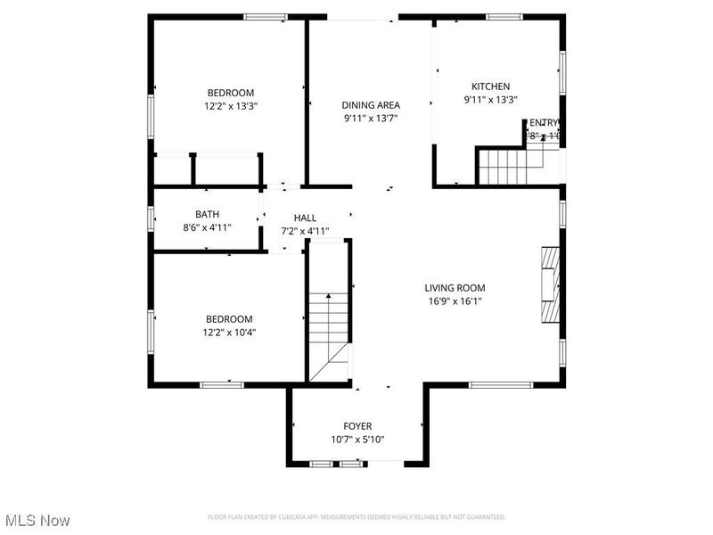 231 E Dresden Avenue, Akron, OH 44301 Photo 5