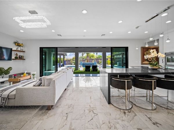 5825 Alice Landing Court , Las Vegas, NV 89149