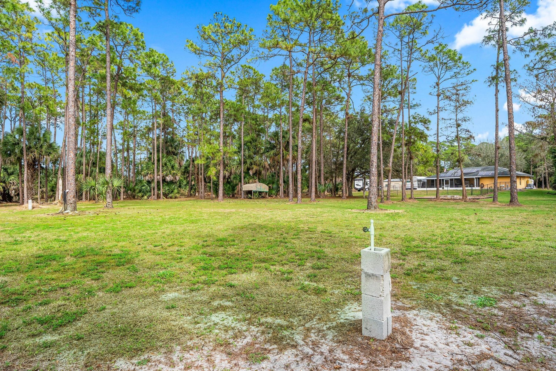 2195 F Road, Loxahatchee Groves, FL 33470 Photo