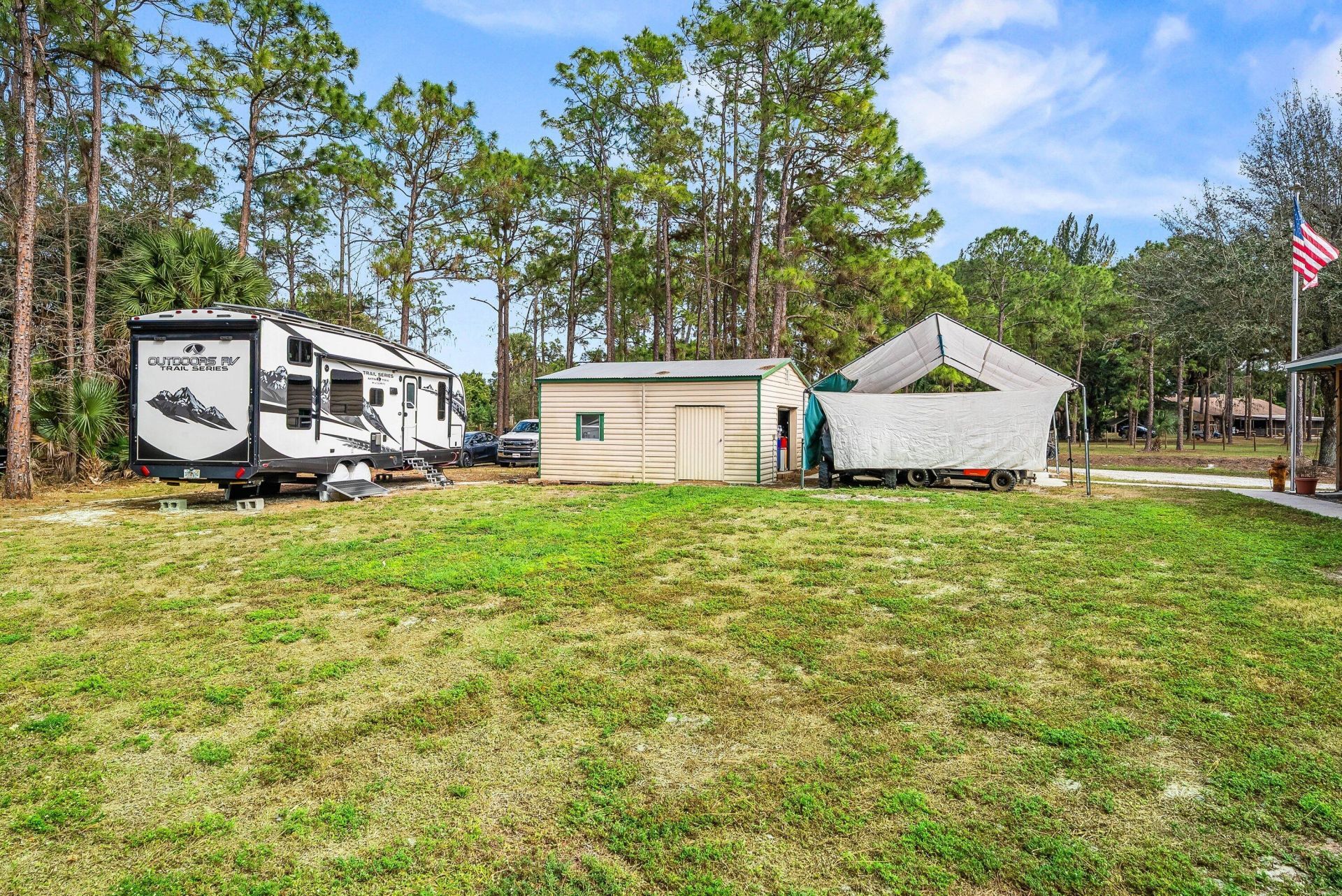 2195 F Road, Loxahatchee Groves, FL 33470 Photo