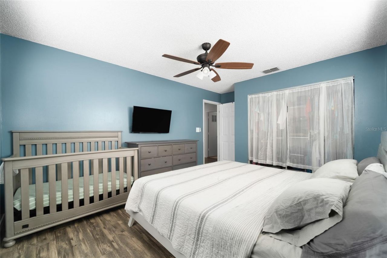 1221 36th Terrace N, Saint Petersburg, FL 33704 Photo