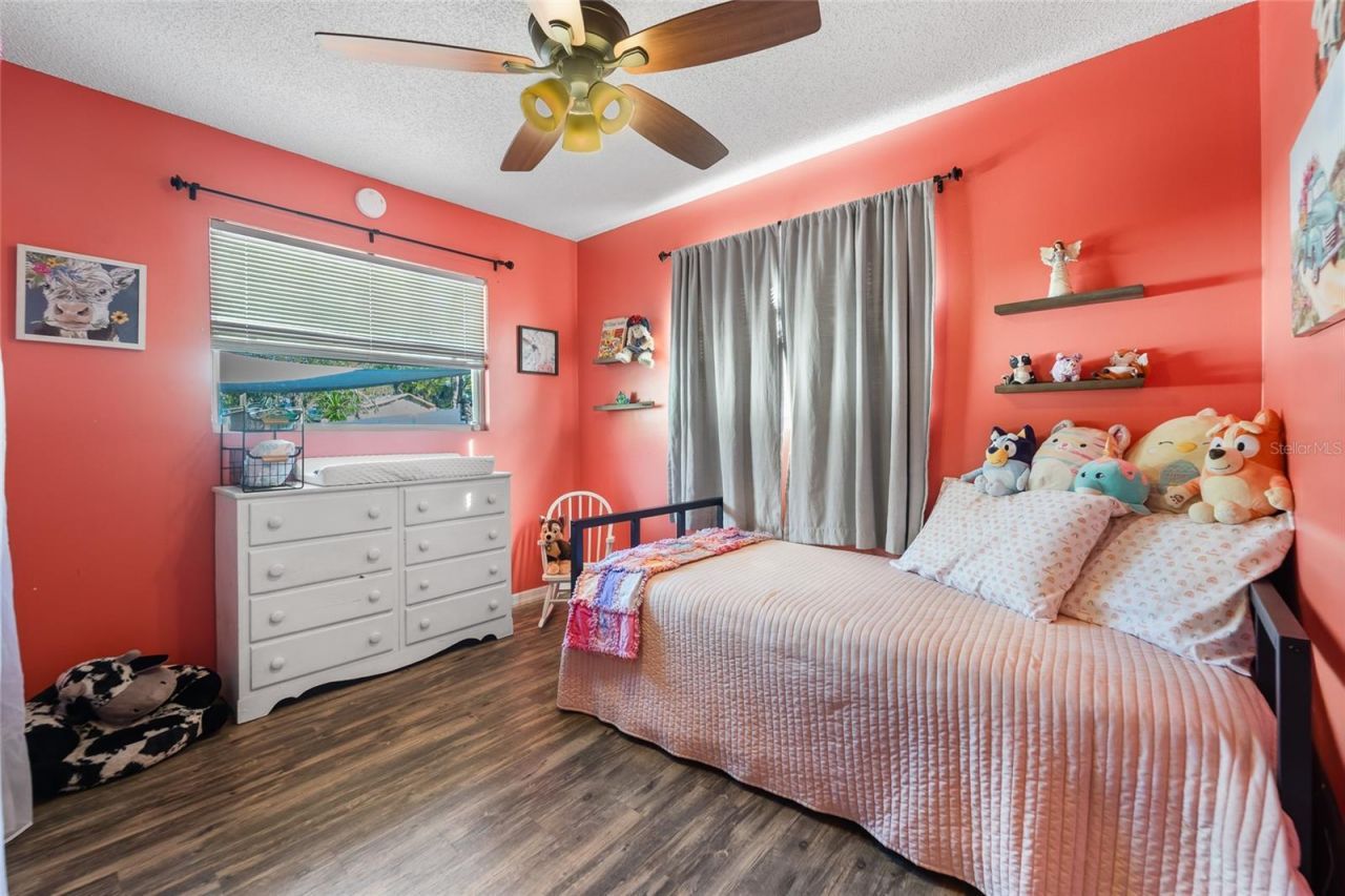 1221 36th Terrace N, Saint Petersburg, FL 33704 Photo