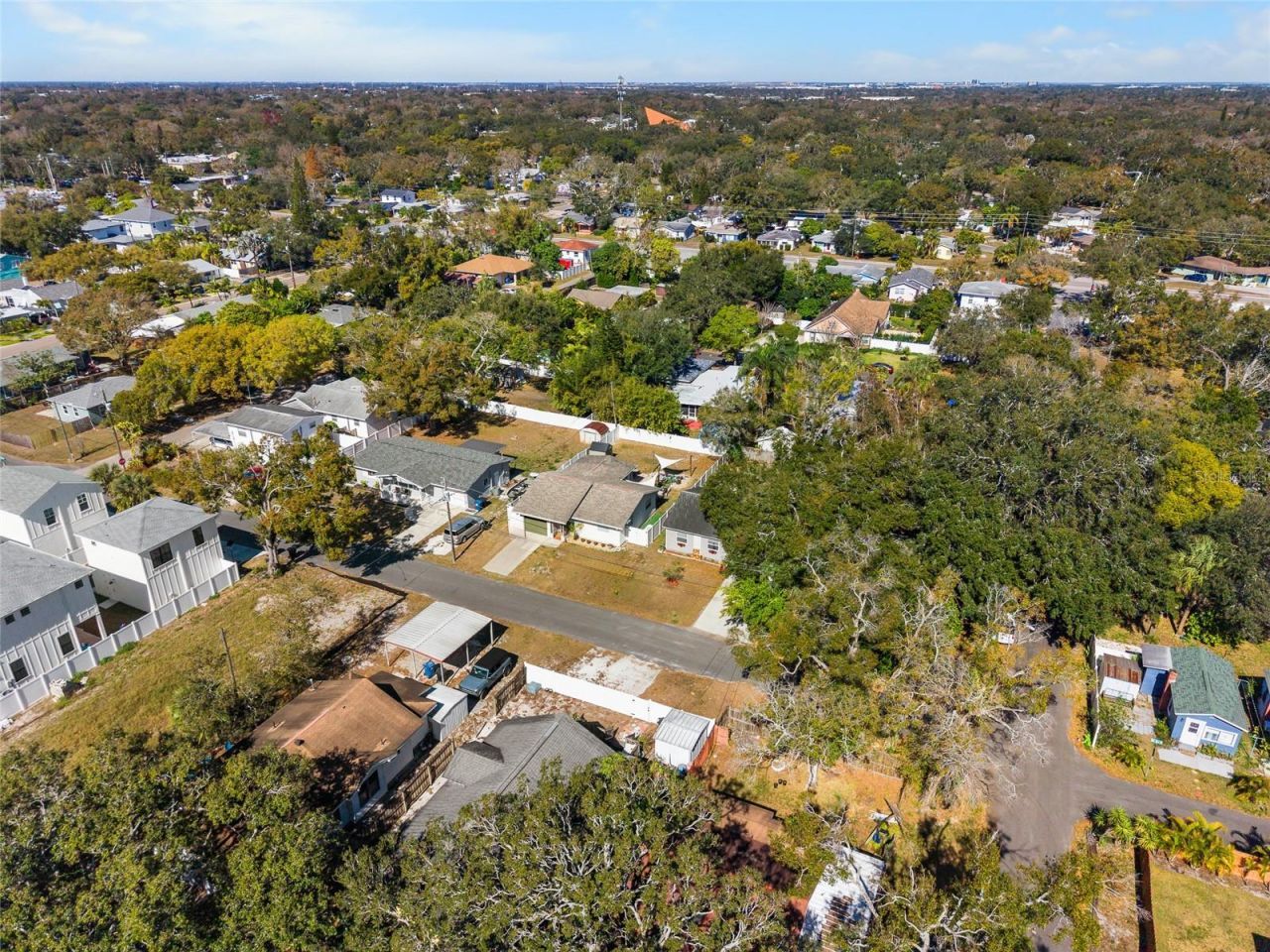 1221 36th Terrace N, Saint Petersburg, FL 33704 Photo