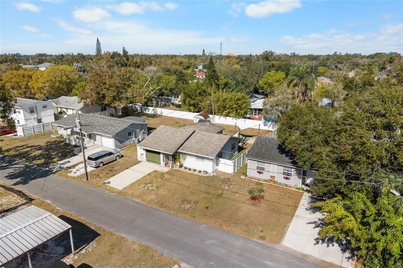 1221 36th Terrace N, Saint Petersburg, FL 33704 Photo