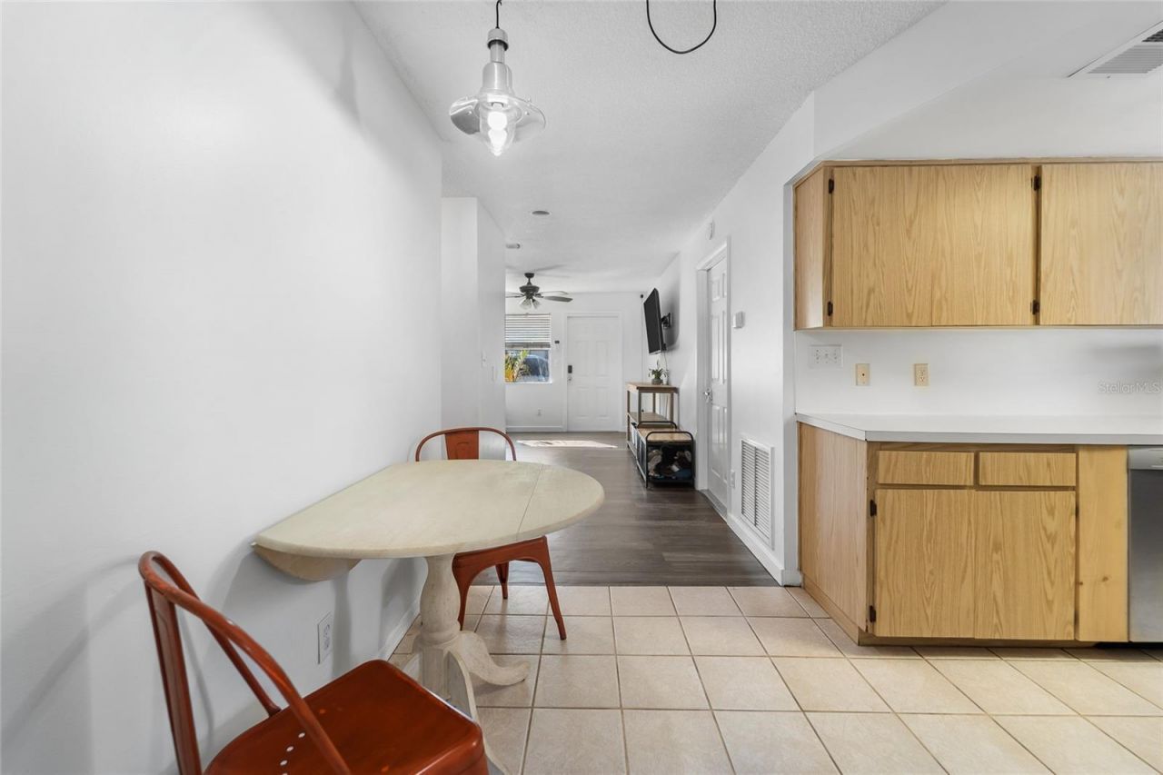 1221 36th Terrace N, Saint Petersburg, FL 33704 Photo