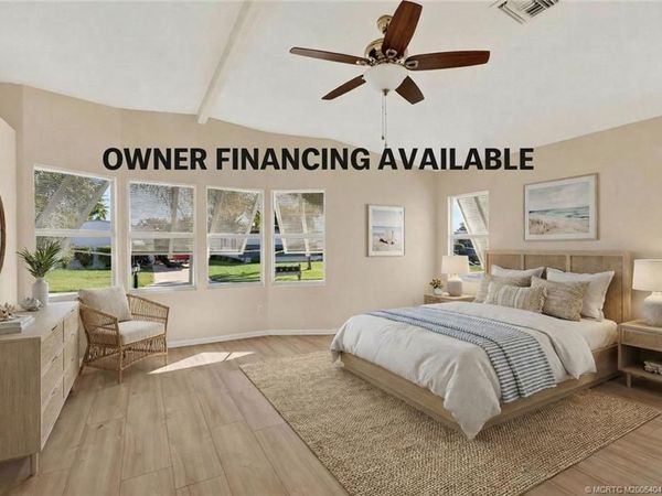 7924 SE Saratoga Drive, Hobe Sound, FL 33455