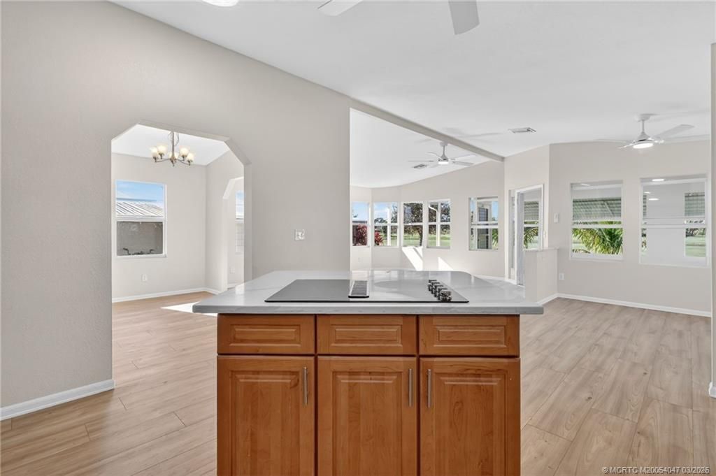 7924 SE Saratoga Drive, Hobe Sound, FL 33455 Photo