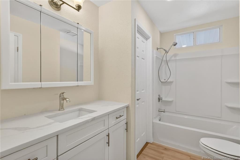 7924 SE Saratoga Drive, Hobe Sound, FL 33455 Photo