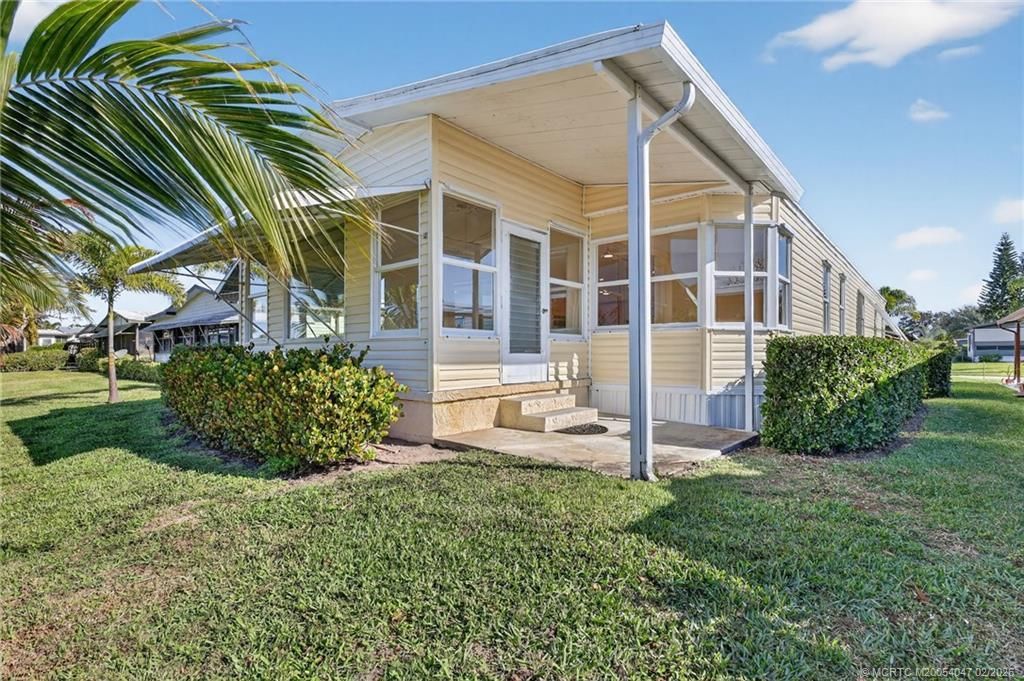 7924 SE Saratoga Drive, Hobe Sound, FL 33455 Photo