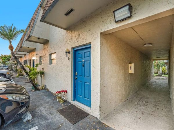 15389 S Dixie Hwy 38 Hwy, Palmetto Bay, FL 33157