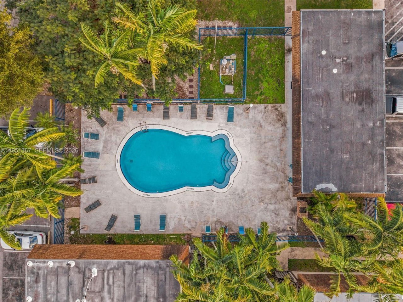 15389 S Dixie Hwy 38 Hwy, Palmetto Bay, FL 33157 Photo