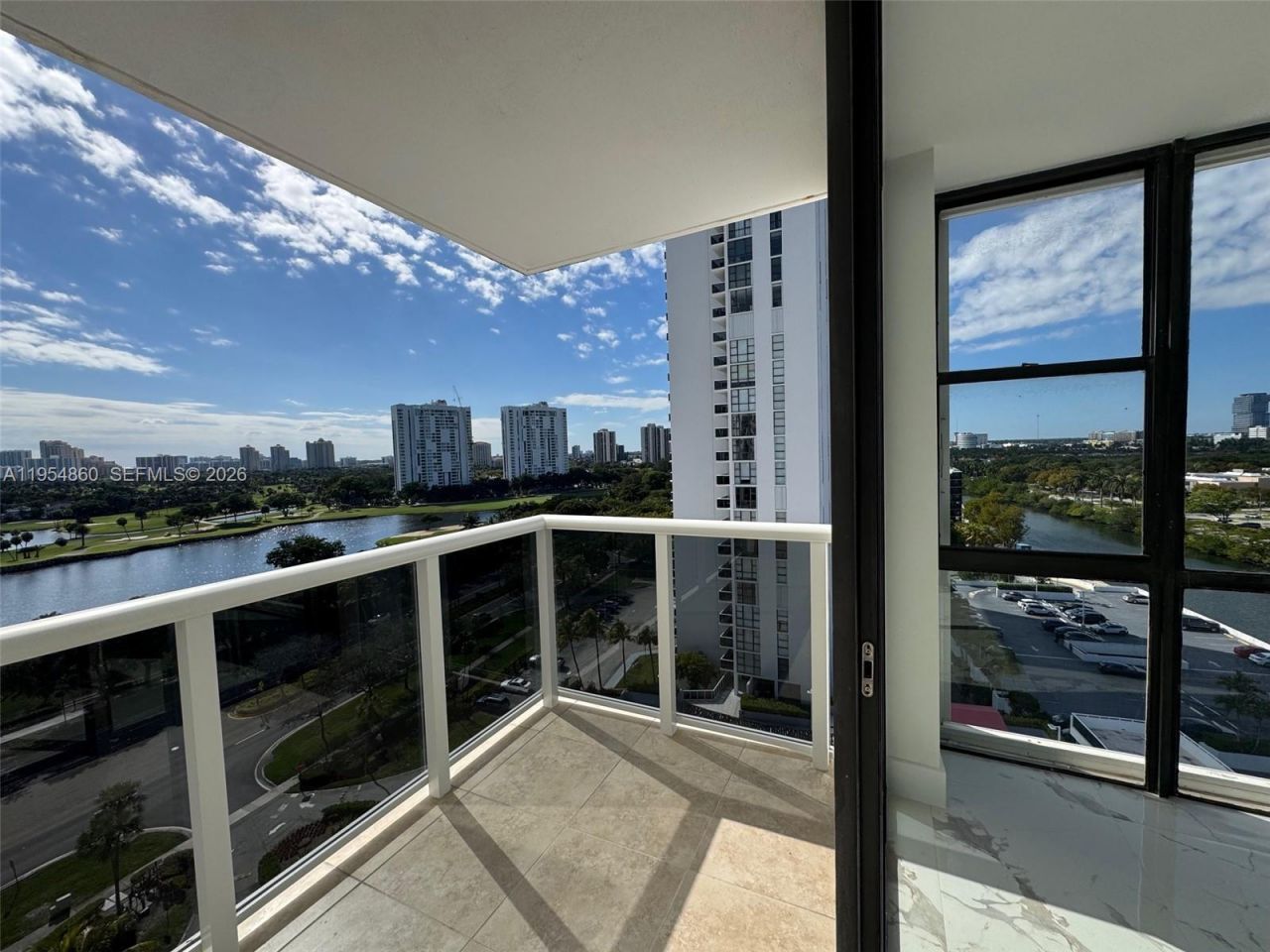 3675 N Country Club Dr, Unit 1209, Aventura, FL 33180 Photo