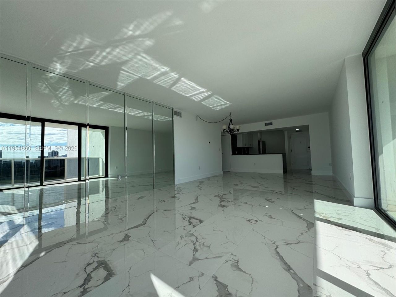 3675 N Country Club Dr, Unit 1209, Aventura, FL 33180 Photo