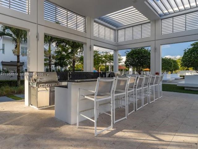 6416 NW 102nd Ct, Unit 303, Doral, FL 33178 Photo